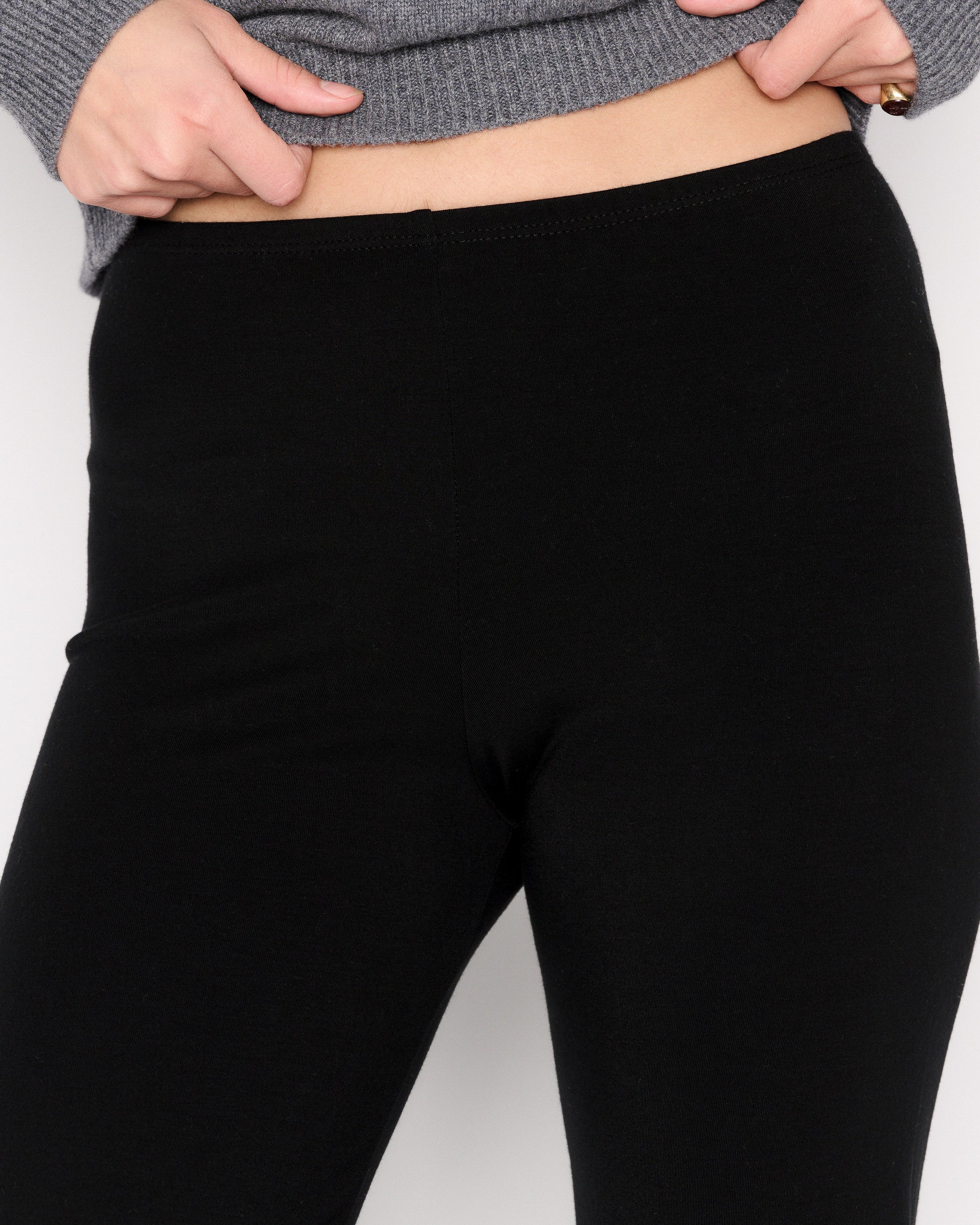 RLT SOFT PANT - Image 4