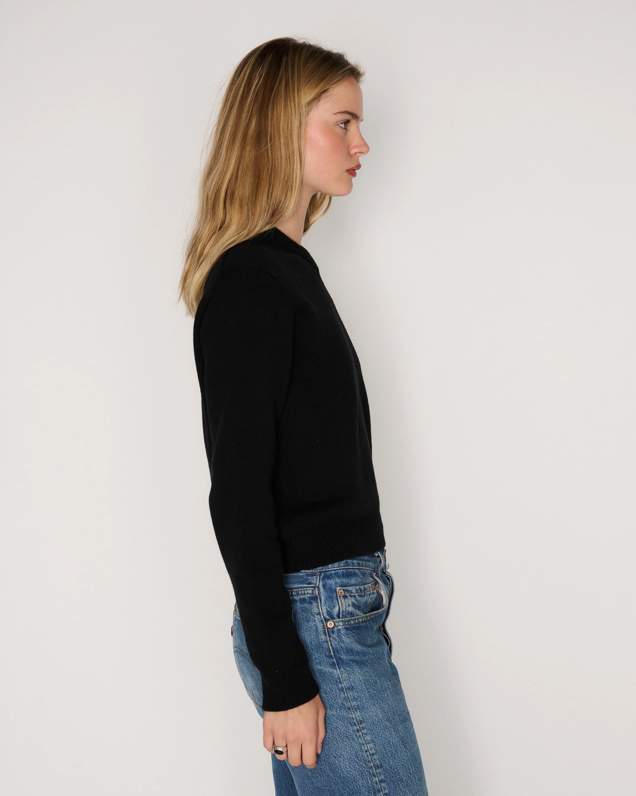 RLT V NECK SWEATER - BLACK - Image 4