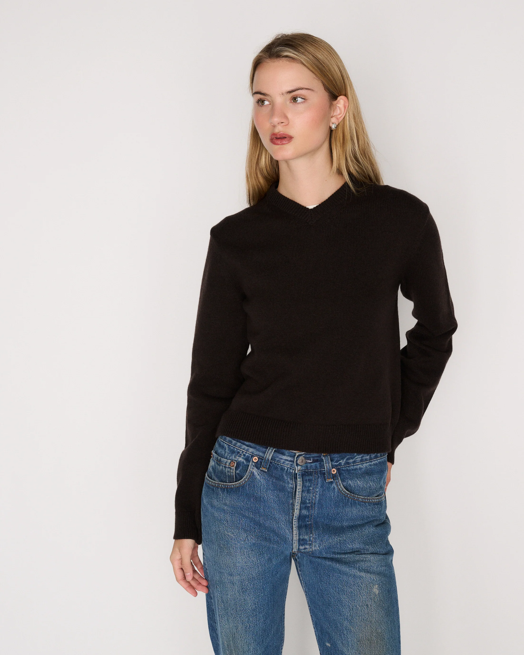 RLT V-NECK SWEATER - CHOCOLATE - Image 3