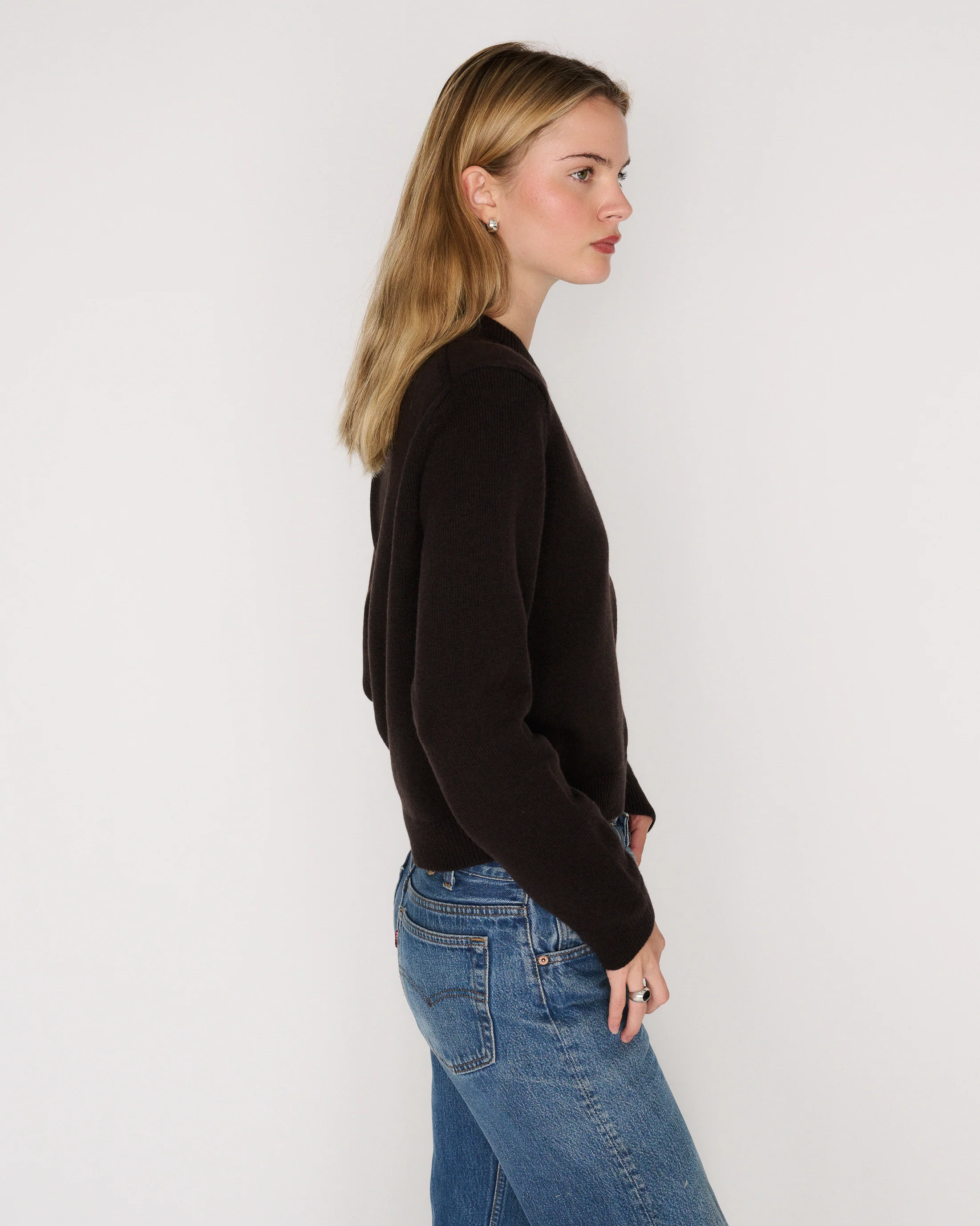 RLT V-NECK SWEATER - CHOCOLATE - Image 4