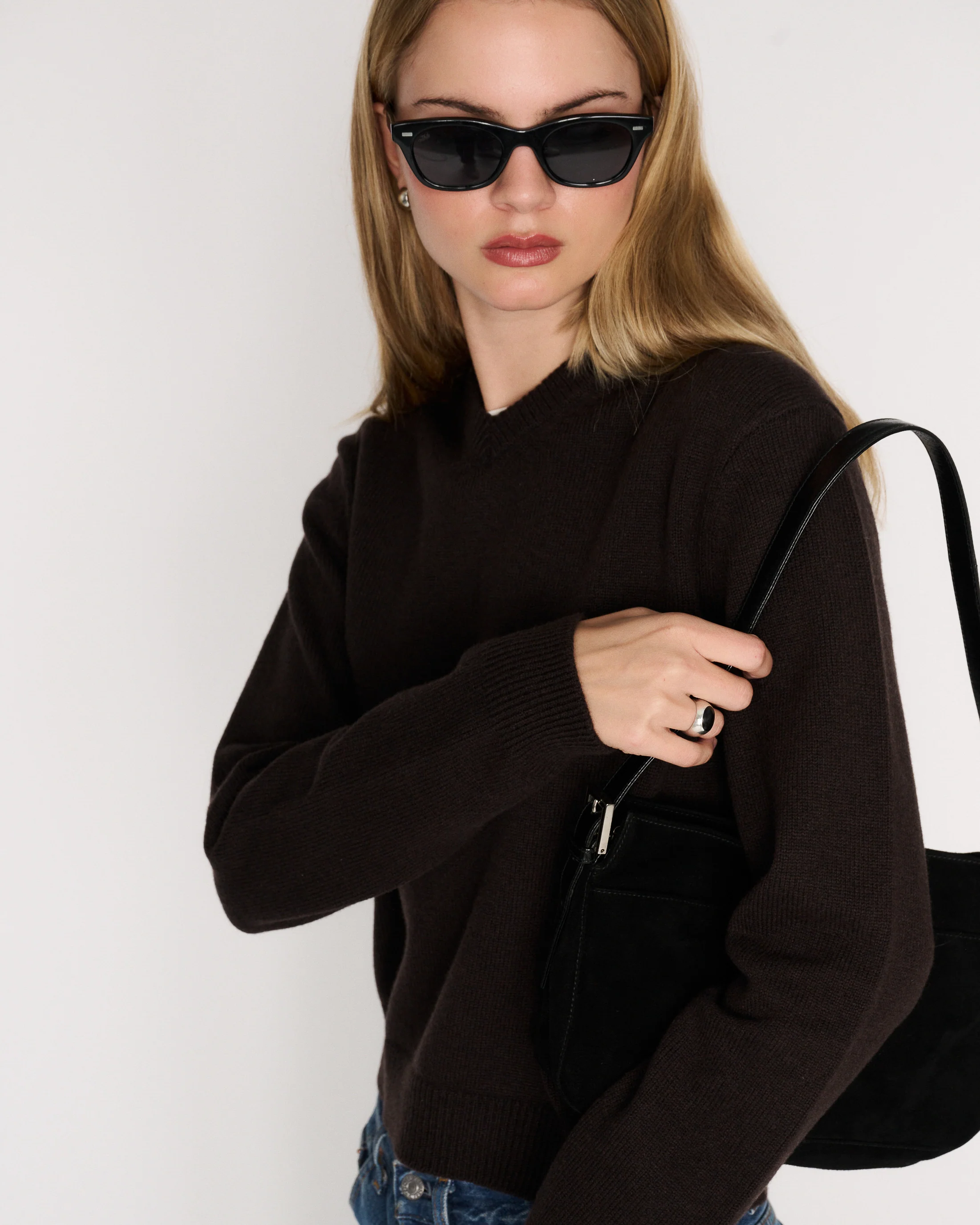 RLT V-NECK SWEATER - CHOCOLATE - Image 6