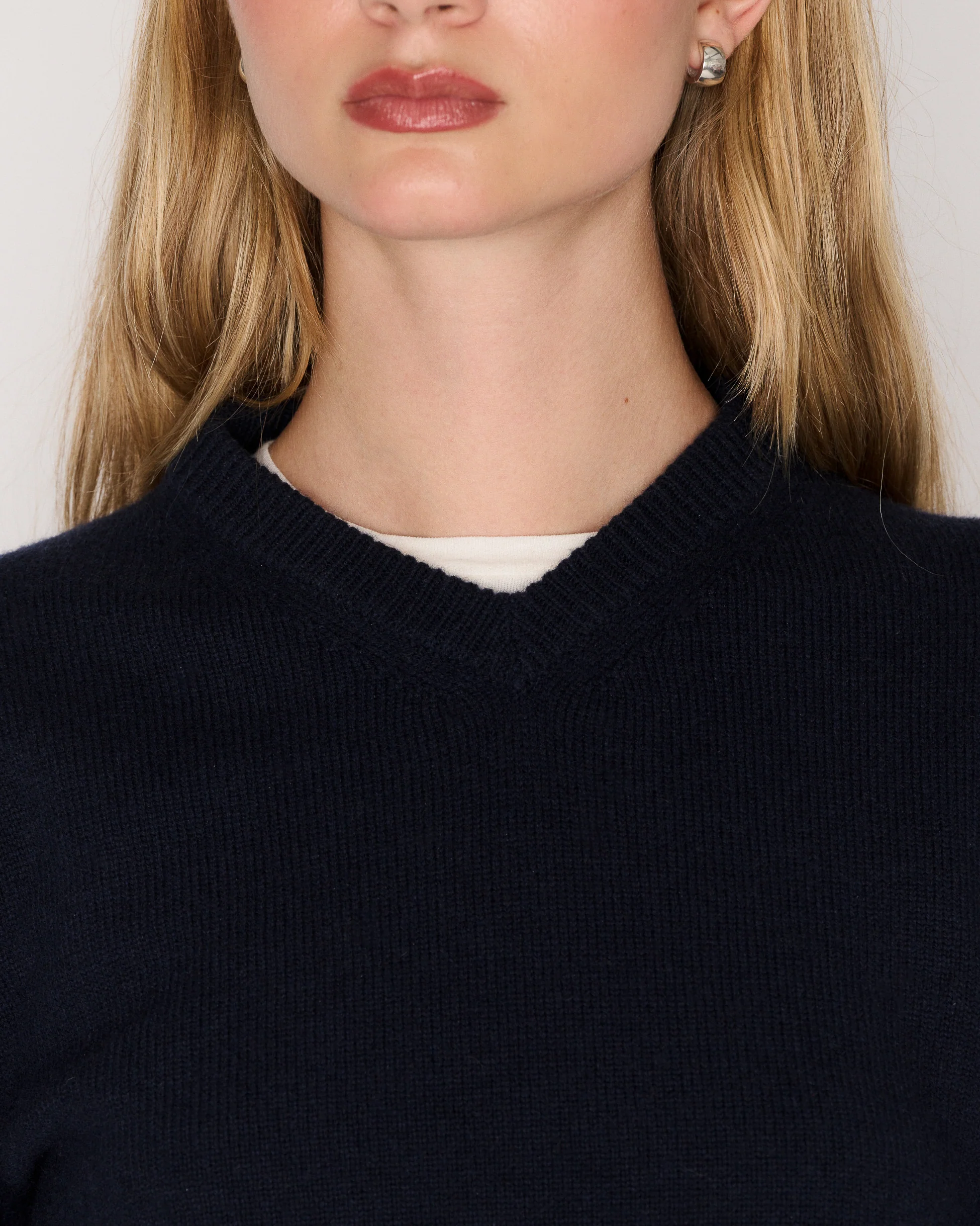 RLT V-NECK SWEATER - NAVY - Image 6
