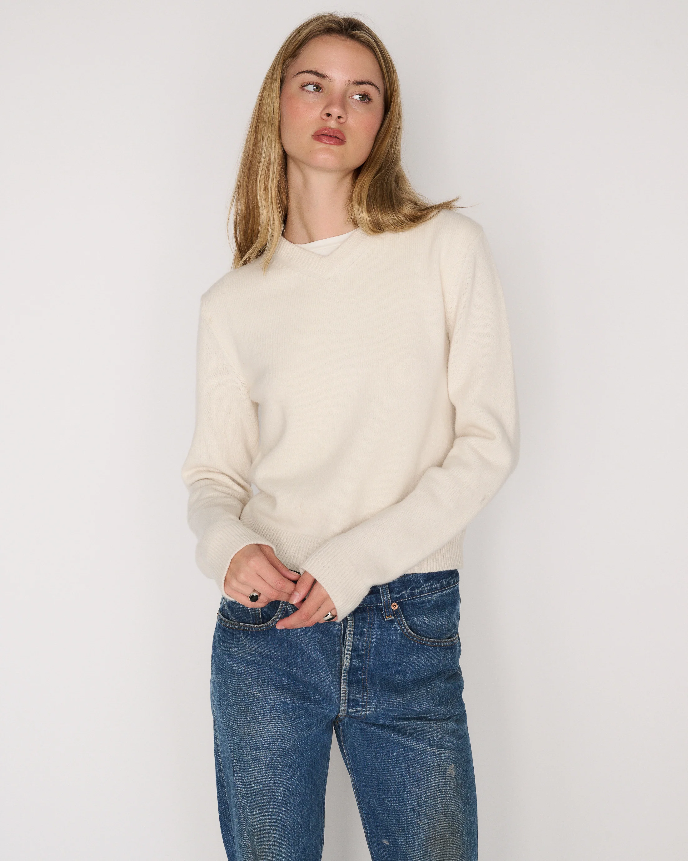 RLT V NECK SWEATER - IVORY - Image 3